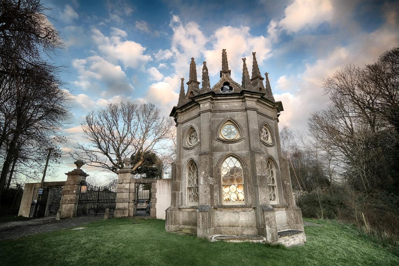 Batty Langley Lodge Leixlip ภายนอก รูปภาพ